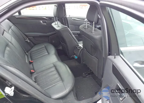 2011 Mercedes-Benz E 550 из США, поврежденный, VIN WDDHF7CB8BA319043